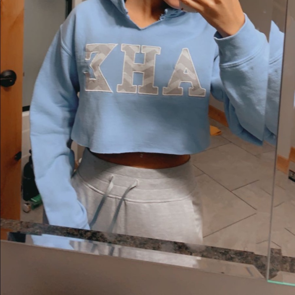 Cropped Hoodie